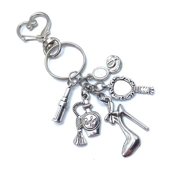 Makeup Artist Keychain Bag Charm Stylist Cosmetologist Graduation Gift - Picture 3 of 4